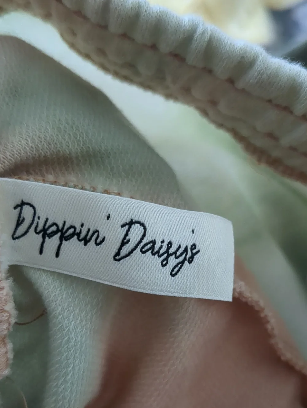 2X Dippin' Daisy's Tie Dye Pull On Shorts Lounge Soft Comfy Green